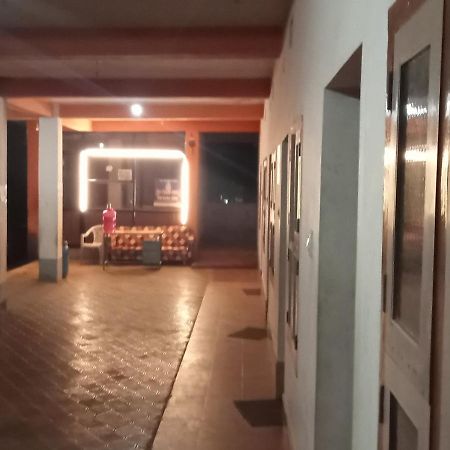 Sri Rama Lodge Subrahmanya Luaran gambar